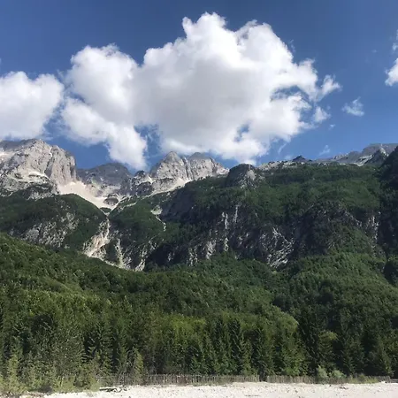 Bujtina Aroma E Malit Valbona