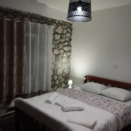 Bujtina Aroma E Malit