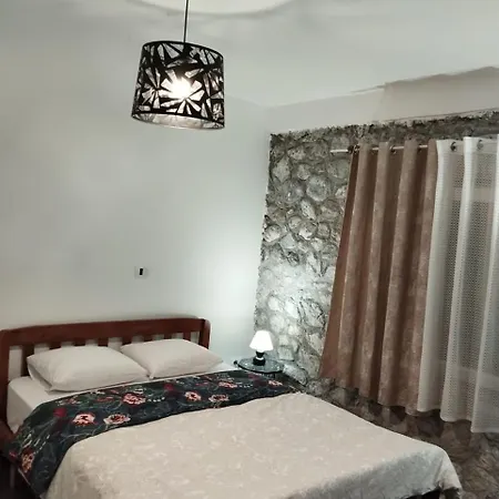 Hotell Bujtina Aroma E Malit Valbona