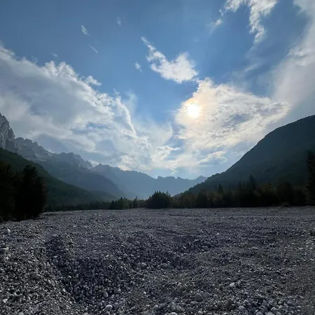 Bujtina Aroma E Malit