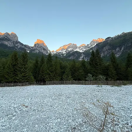 Bujtina Aroma E Malit Hotel Valbone