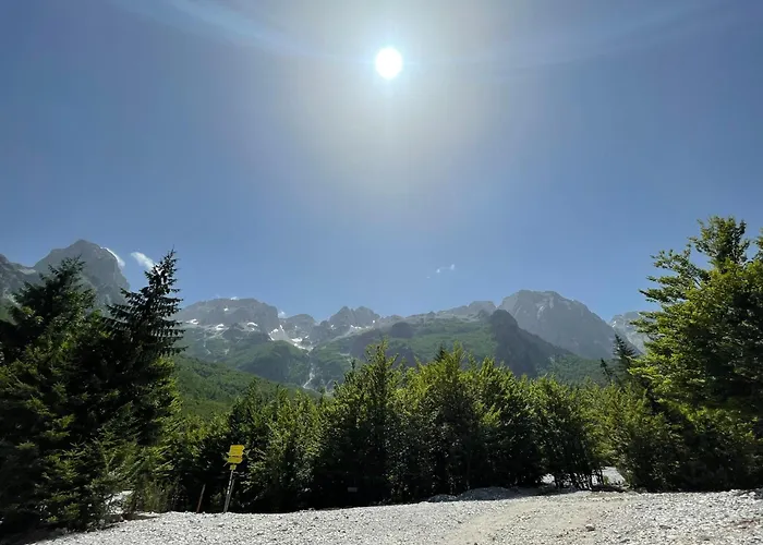 Bujtina Aroma E Malit 3* ヴァルボナ